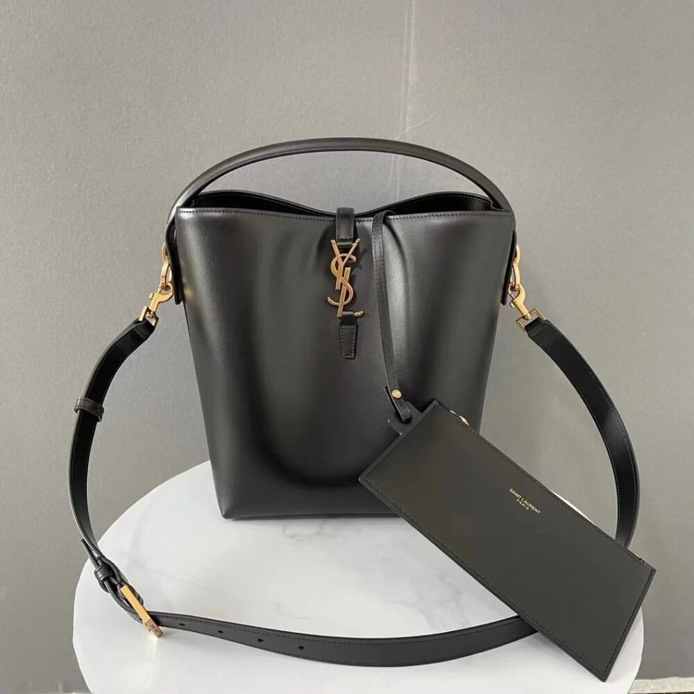 Yves YSL Saint Laurent LE 37 glossy leather handbag
